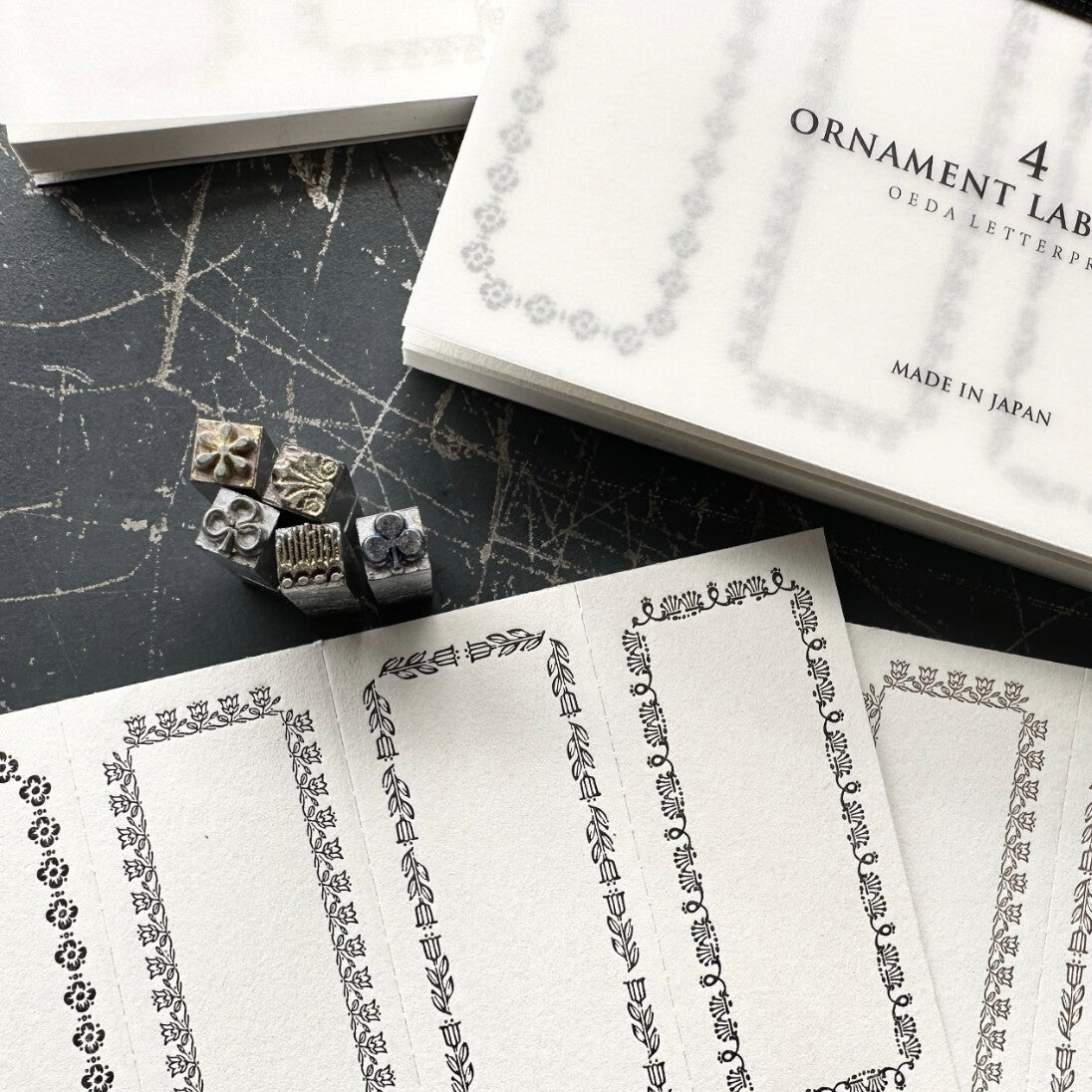 【OEDA LETTERPRESS】4 Ornament Label Book -  Black
