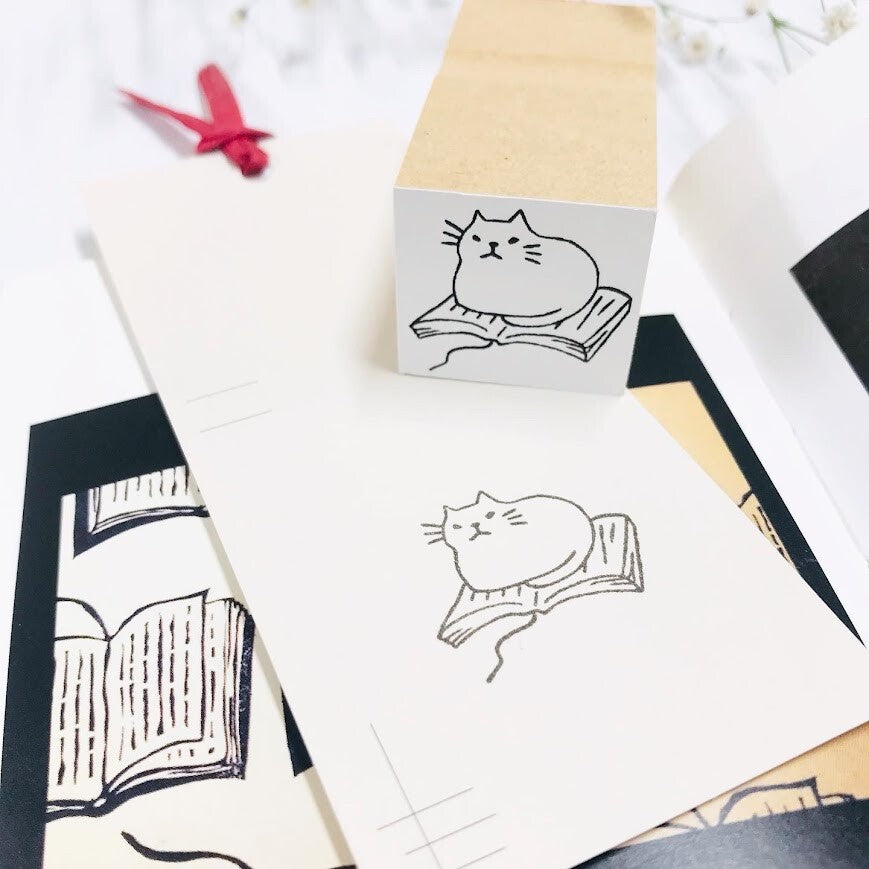 【Stamp House Morita Inbou】Wood Rubber Stamp- Books and Cats