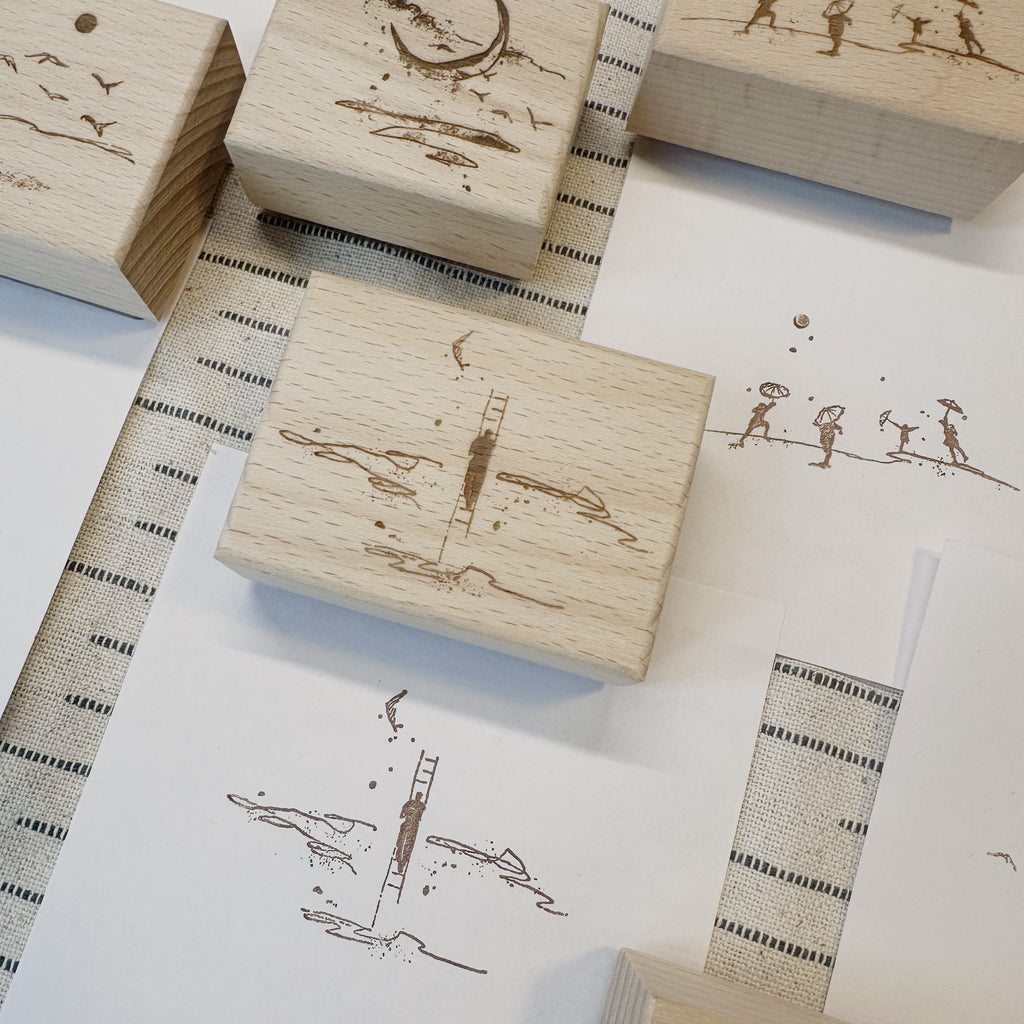 [Two raccoons] Hand-drawn Wooden Stamp - "Time" Series