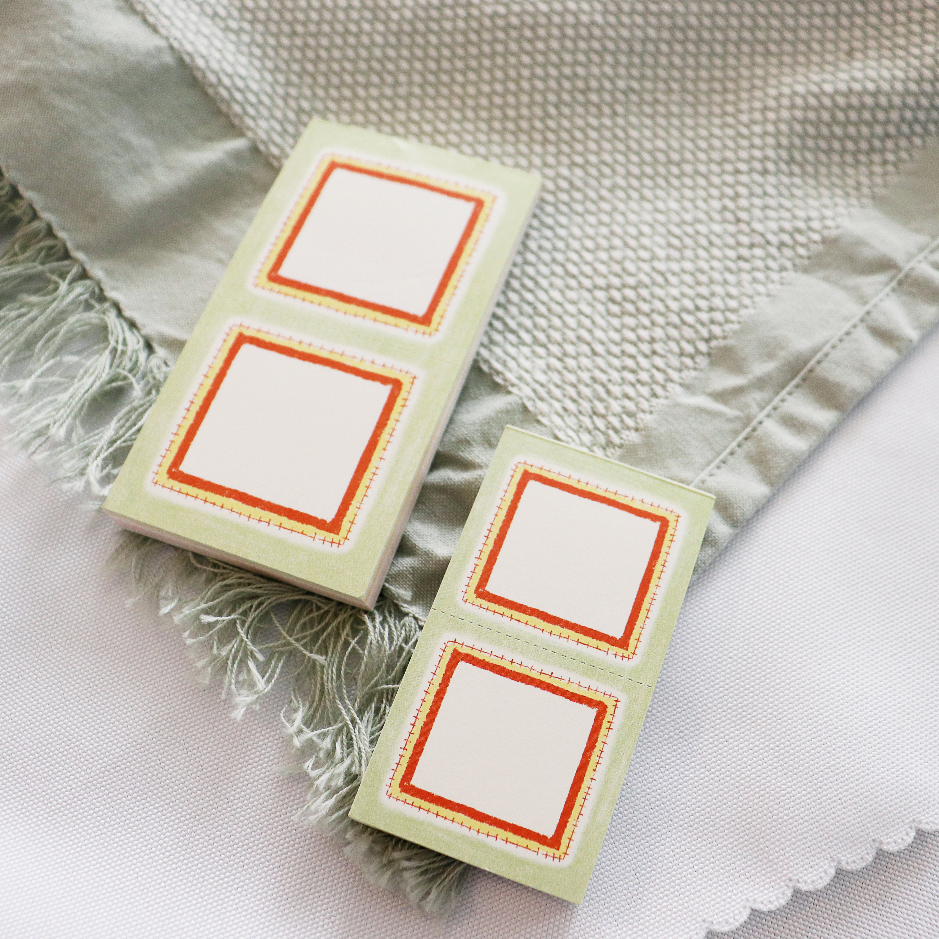 【Wanle Studio】 Square Memo Notes – Continuous Frames Design