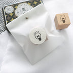 Arte Co. Wood Stamp - Light Bulb