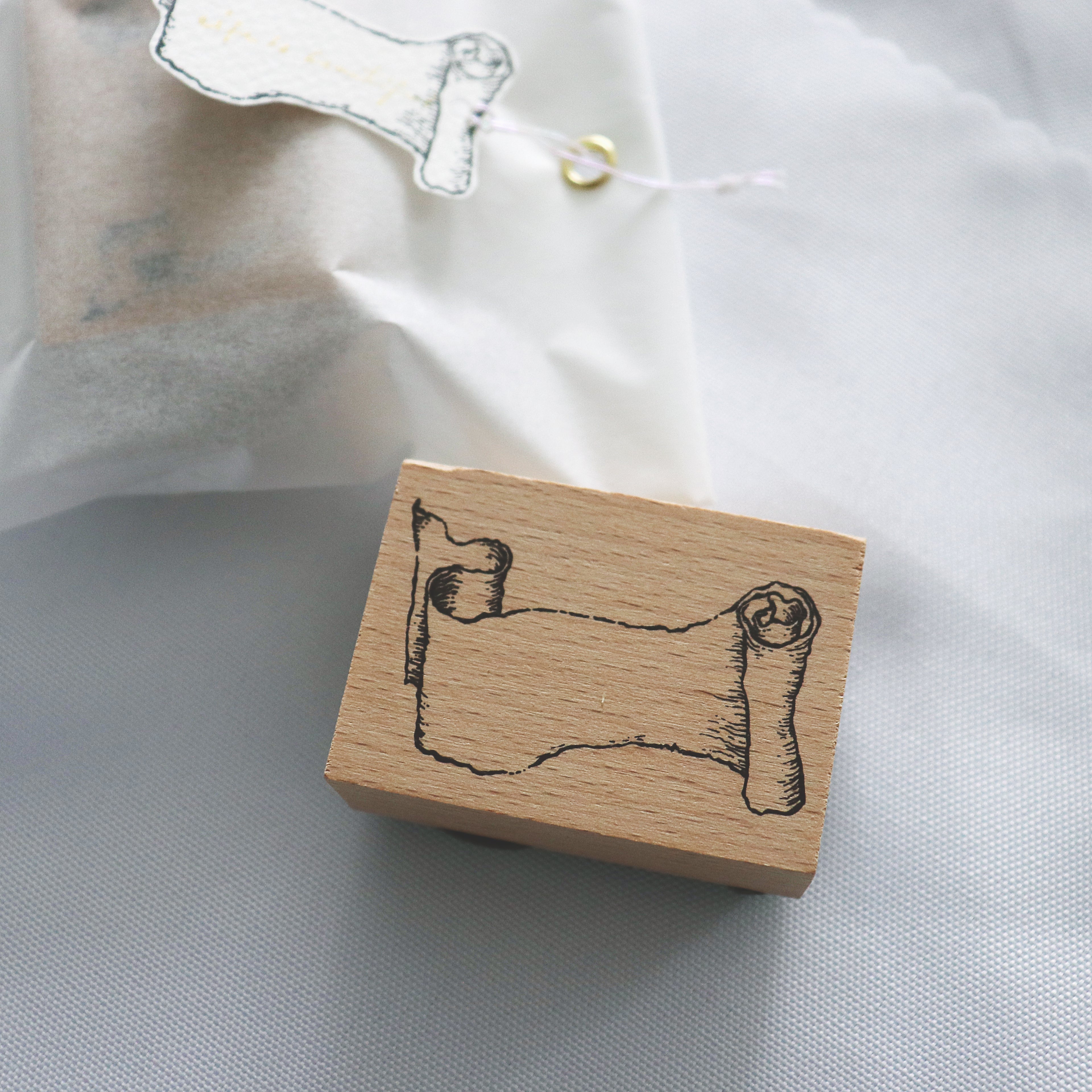 Arte Co. Wood Stamp - Antique Paper