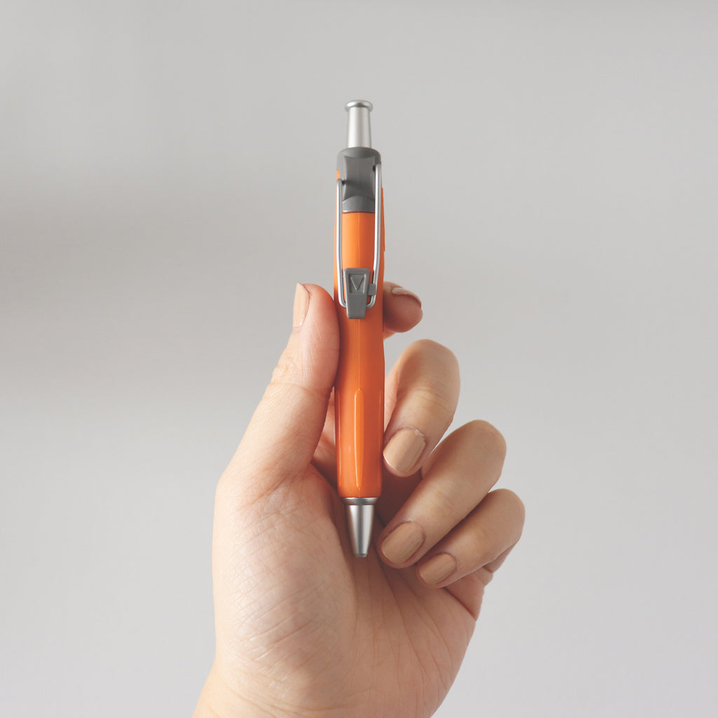 【Tombow】APS Gel Oil-based Ballpoint Pen (0.7mm)