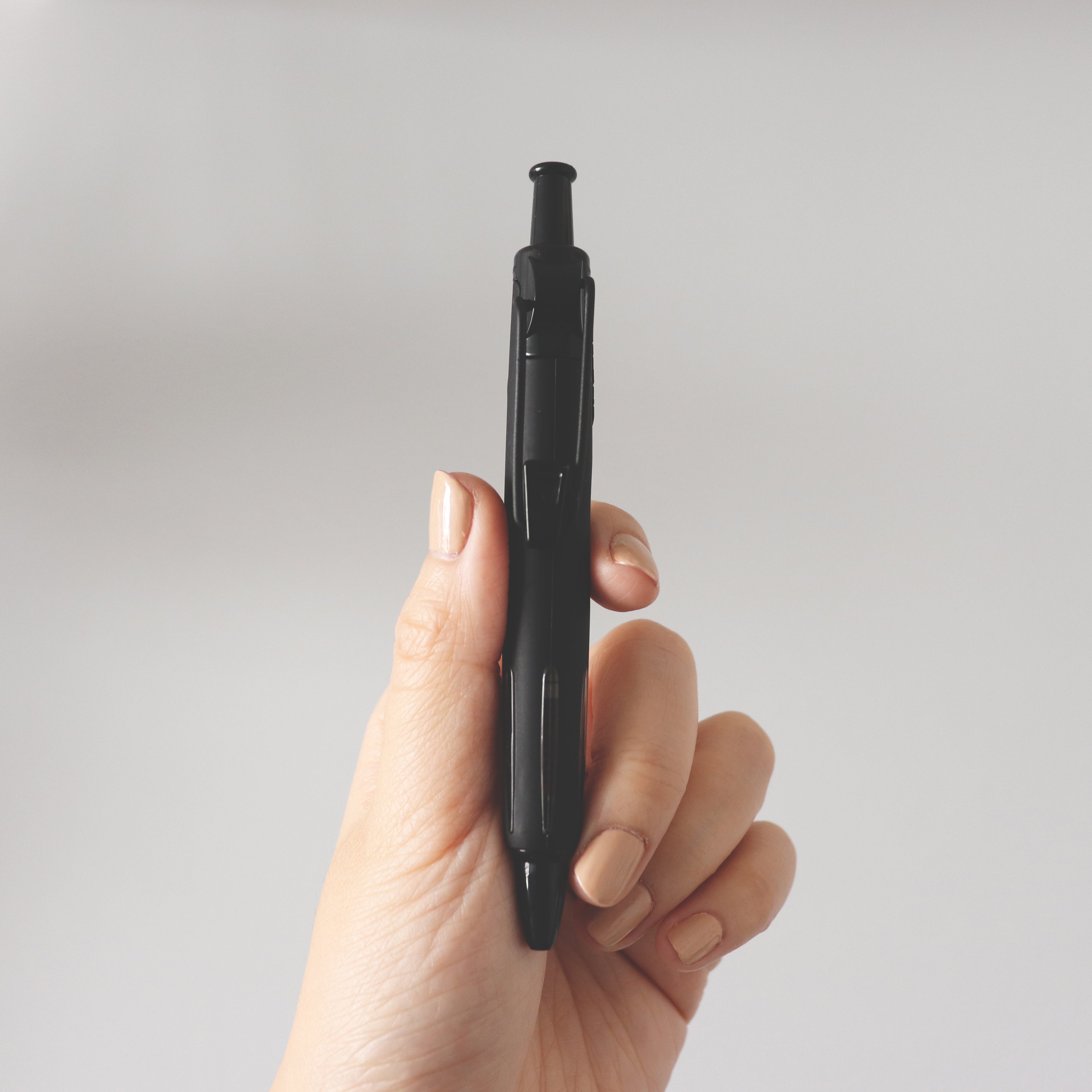 【Tombow】APS Gel Oil-based Ballpoint Pen (0.7mm)