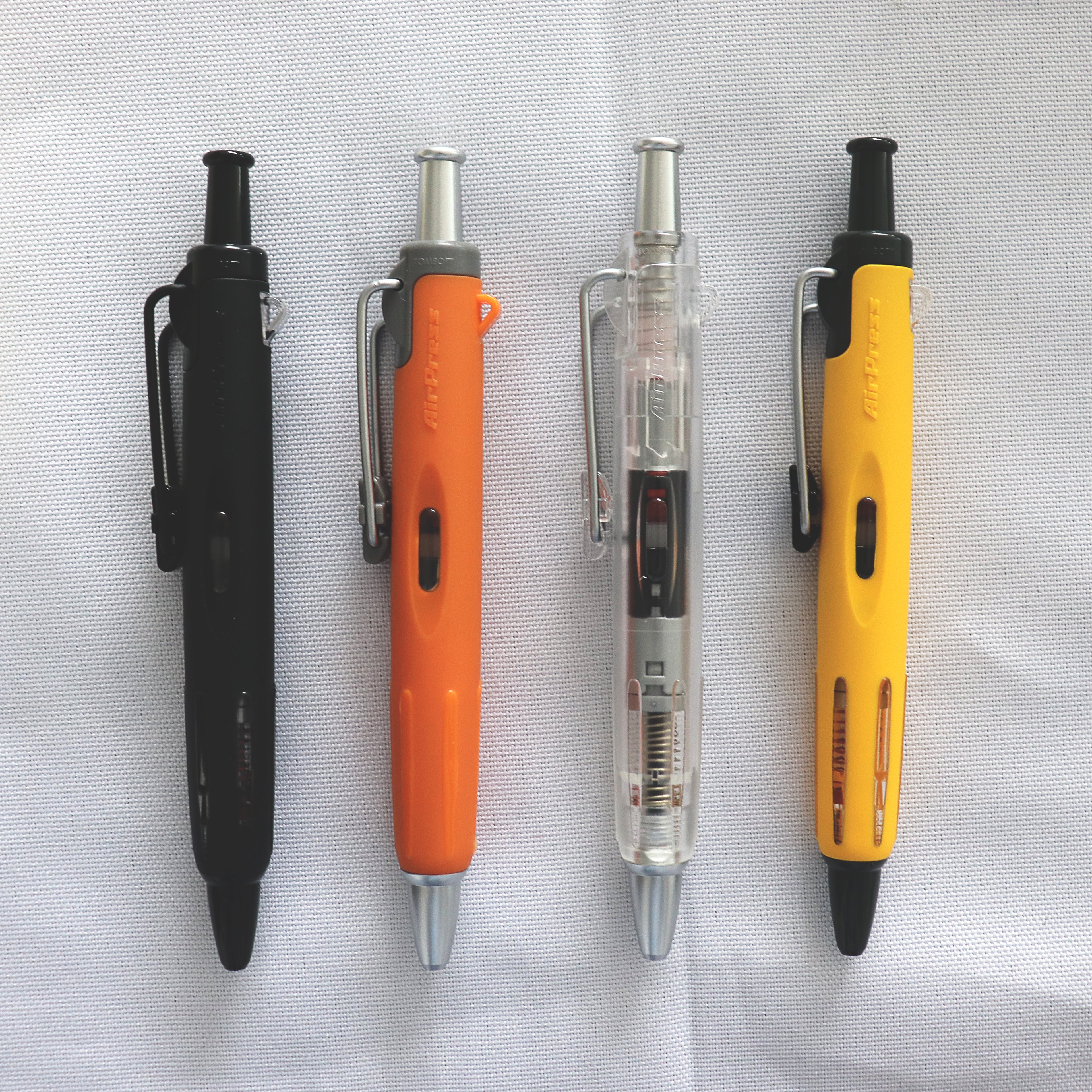 【Tombow】APS Gel Oil-based Ballpoint Pen (0.7mm)