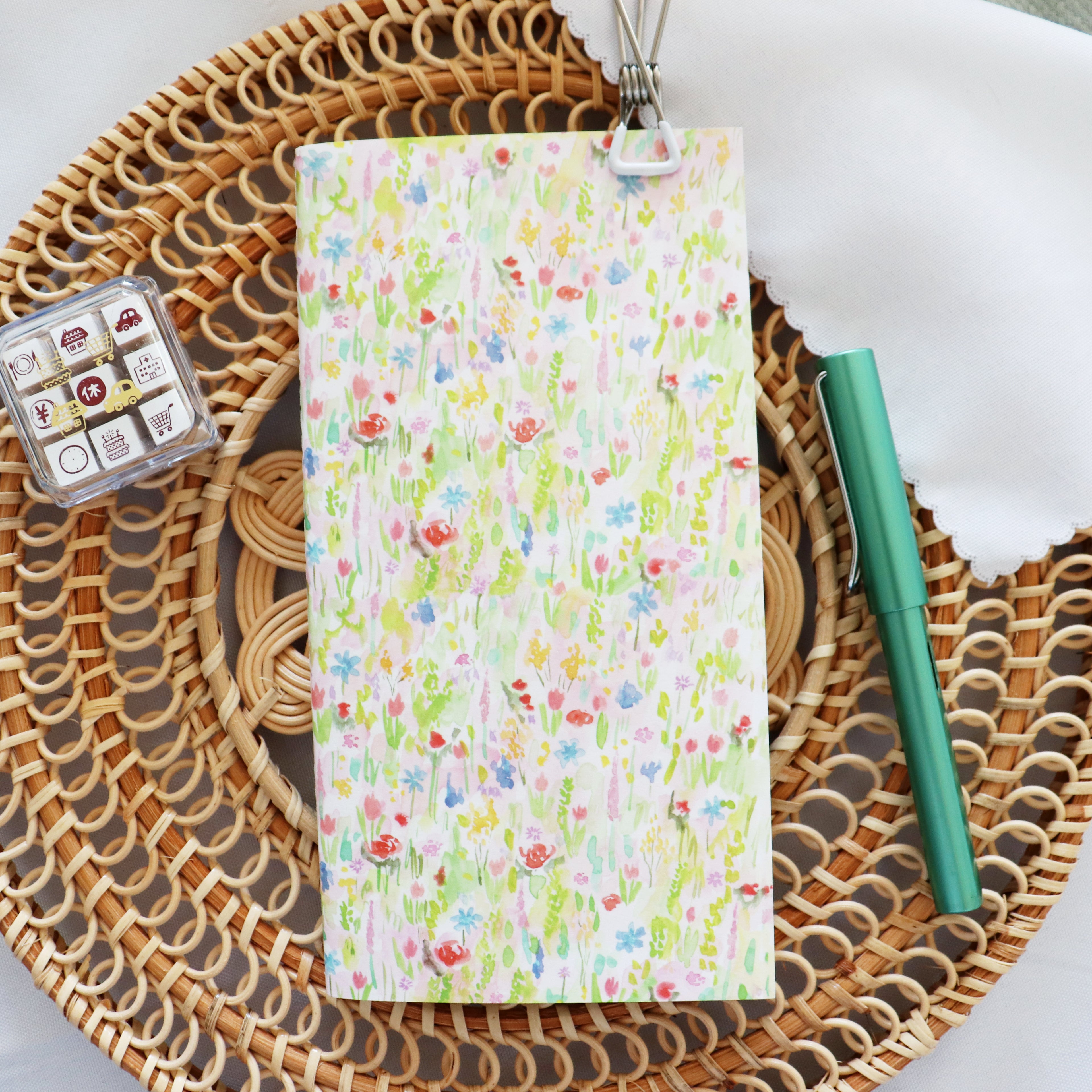 【Wanle Studio】Notebook - Colorful Ditsy Floral (11×21cm)