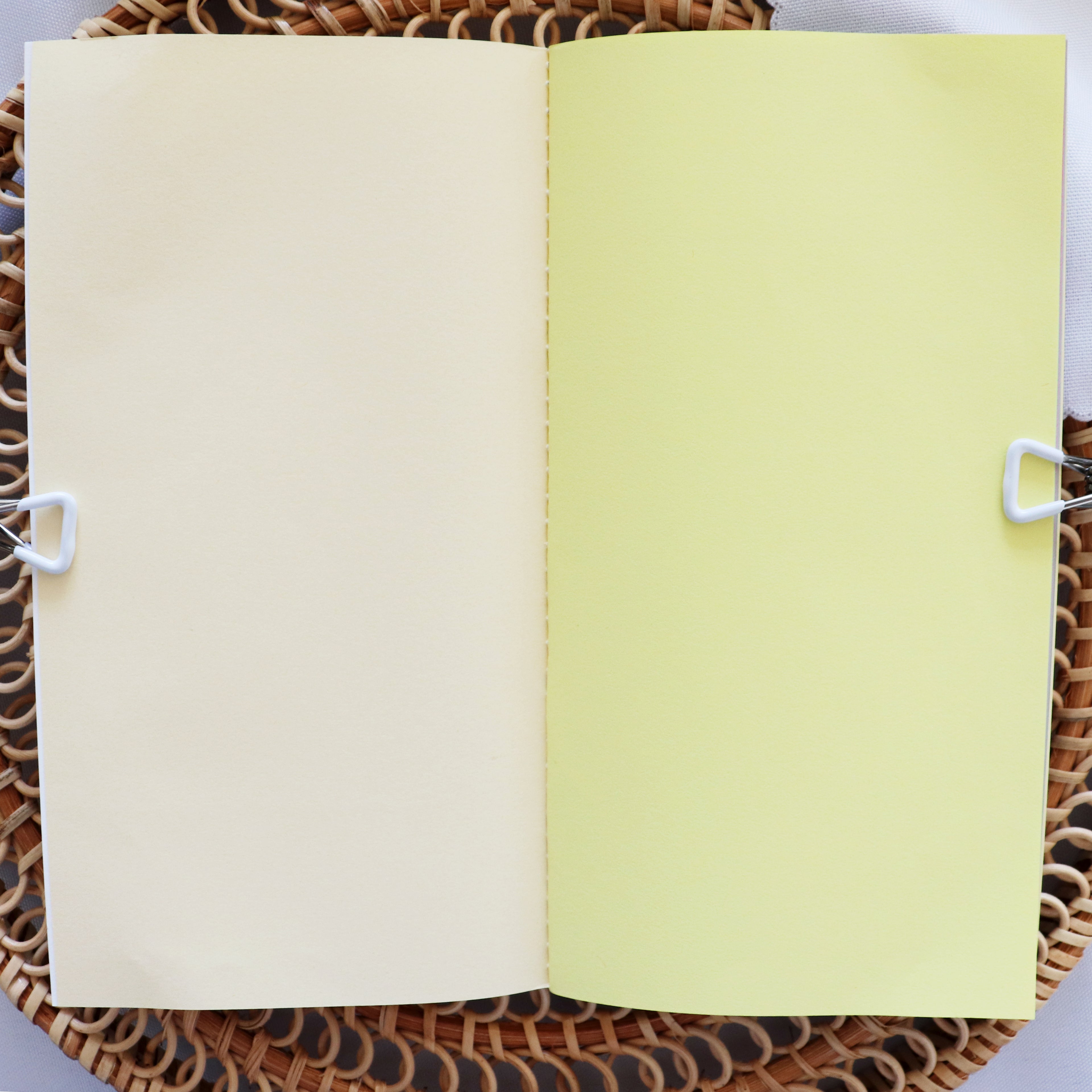 【Wanle Studio】Notebook - Colorful Ditsy Floral (11×21cm)