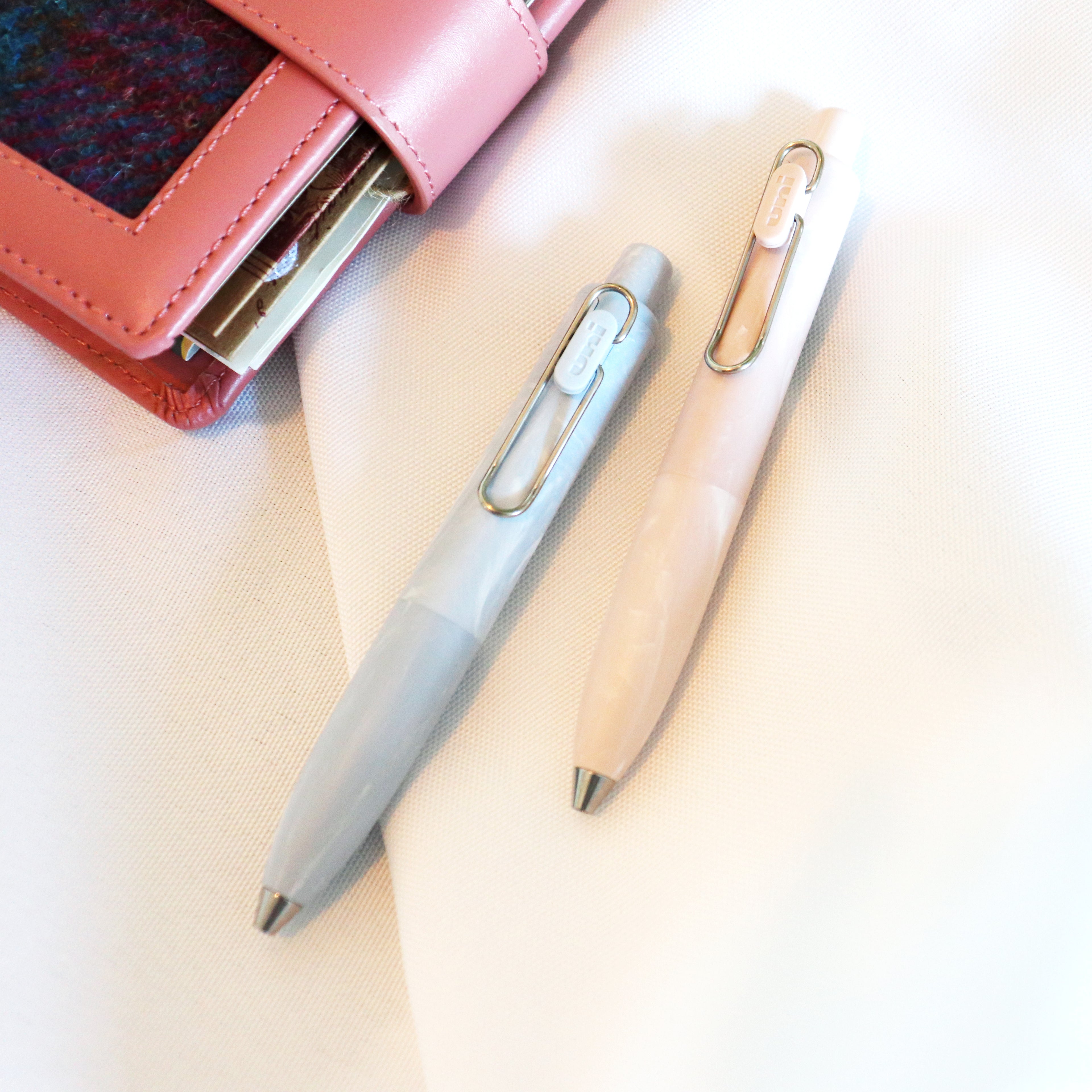 [Mitsubishi] Uni-Ball Bath Bomb Limited Edition Gel Pen