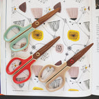 [PLUS] Fitcut Curve Scissor - Retro Limited Edition