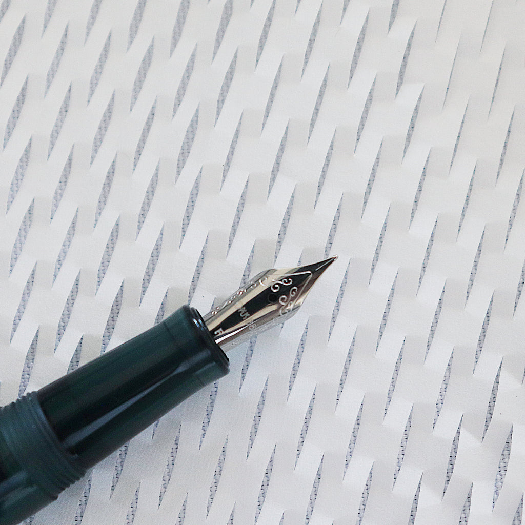 [OPUS 88] Koloro Fountain Pen - Teal