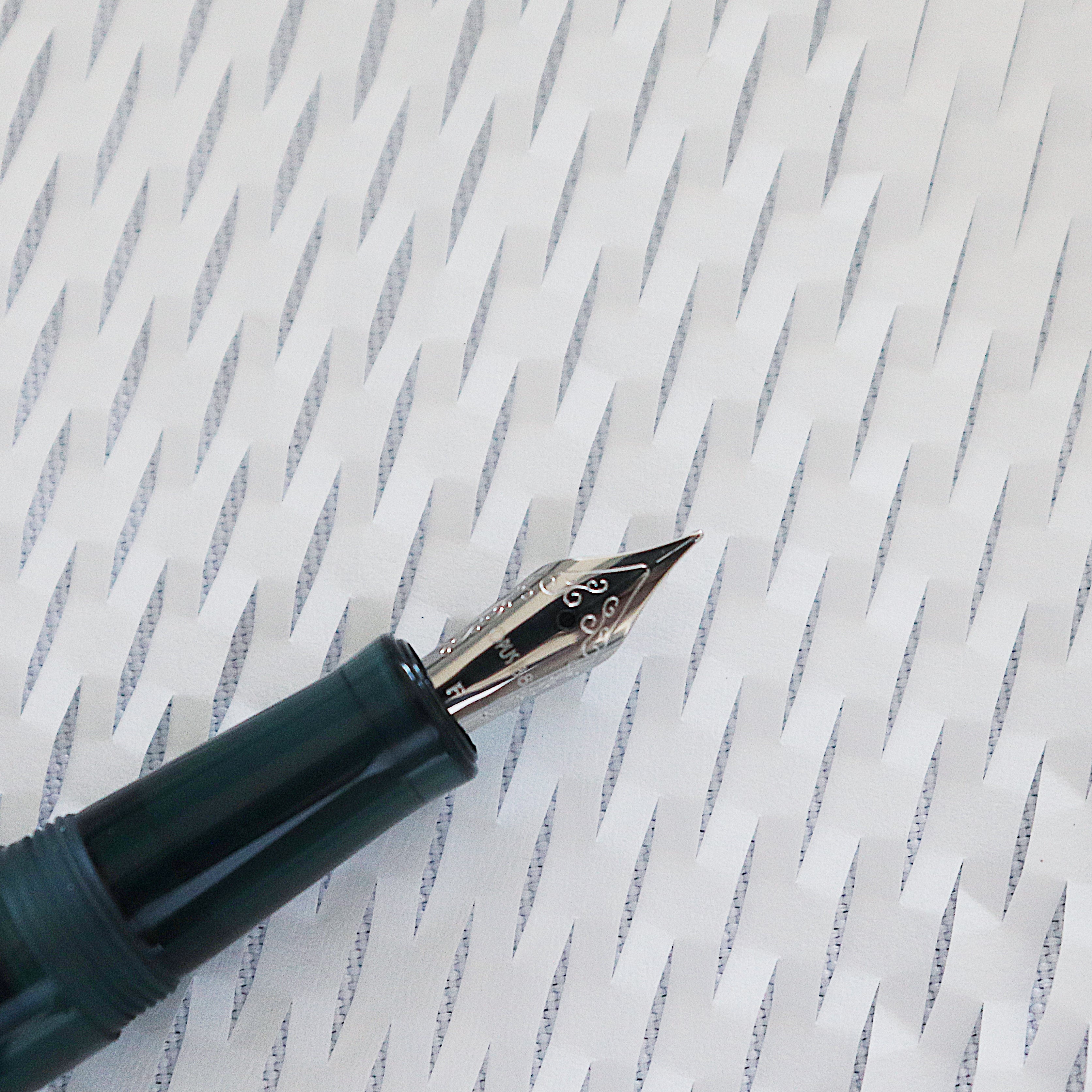 [OPUS 88] Koloro Fountain Pen - Teal