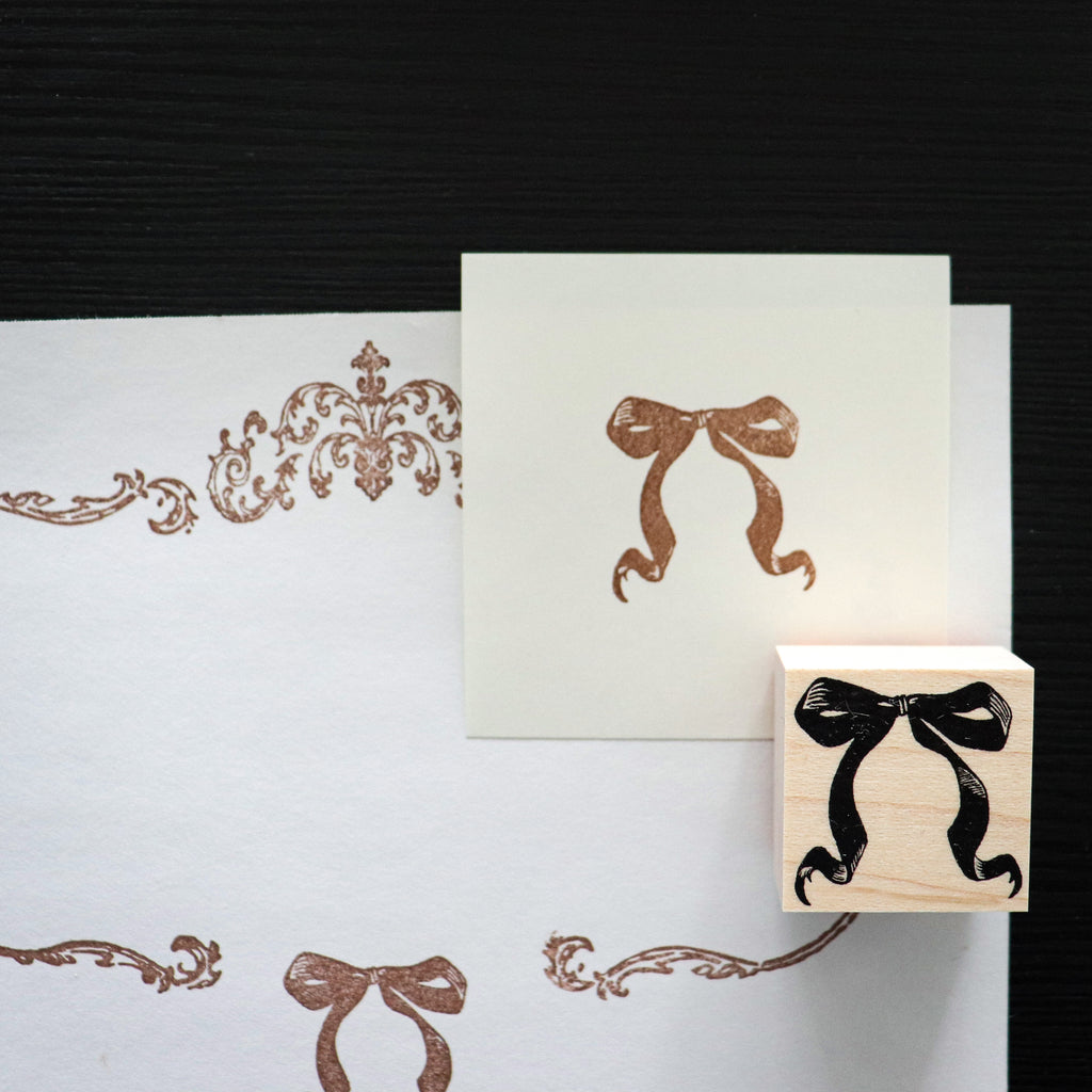 Keiko Endo Wood Stamp — Butterfly Knot