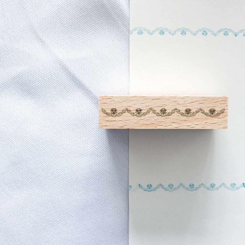 forme - Laced Line Rubber Stamp