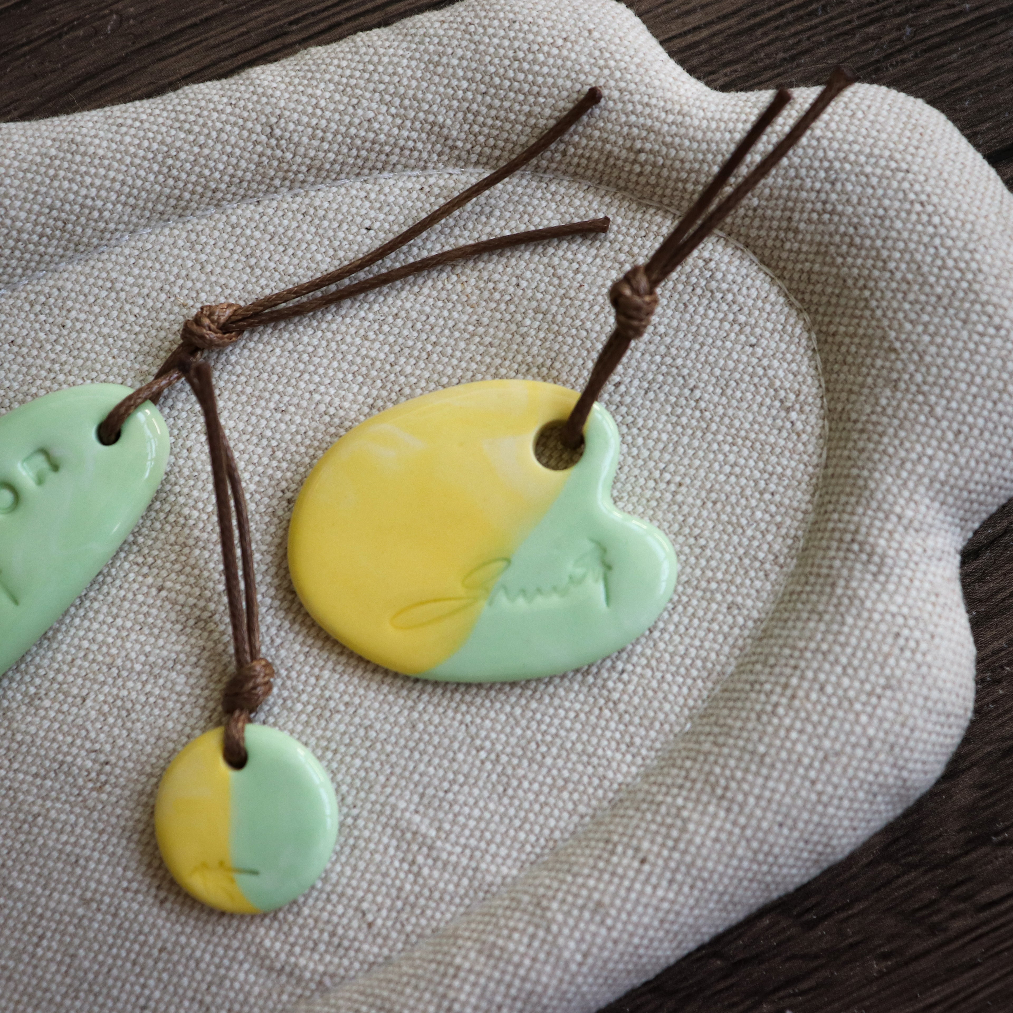 【Snow Joe】Journal Acc- One of a Kind Water Color Ceremic Charm Set