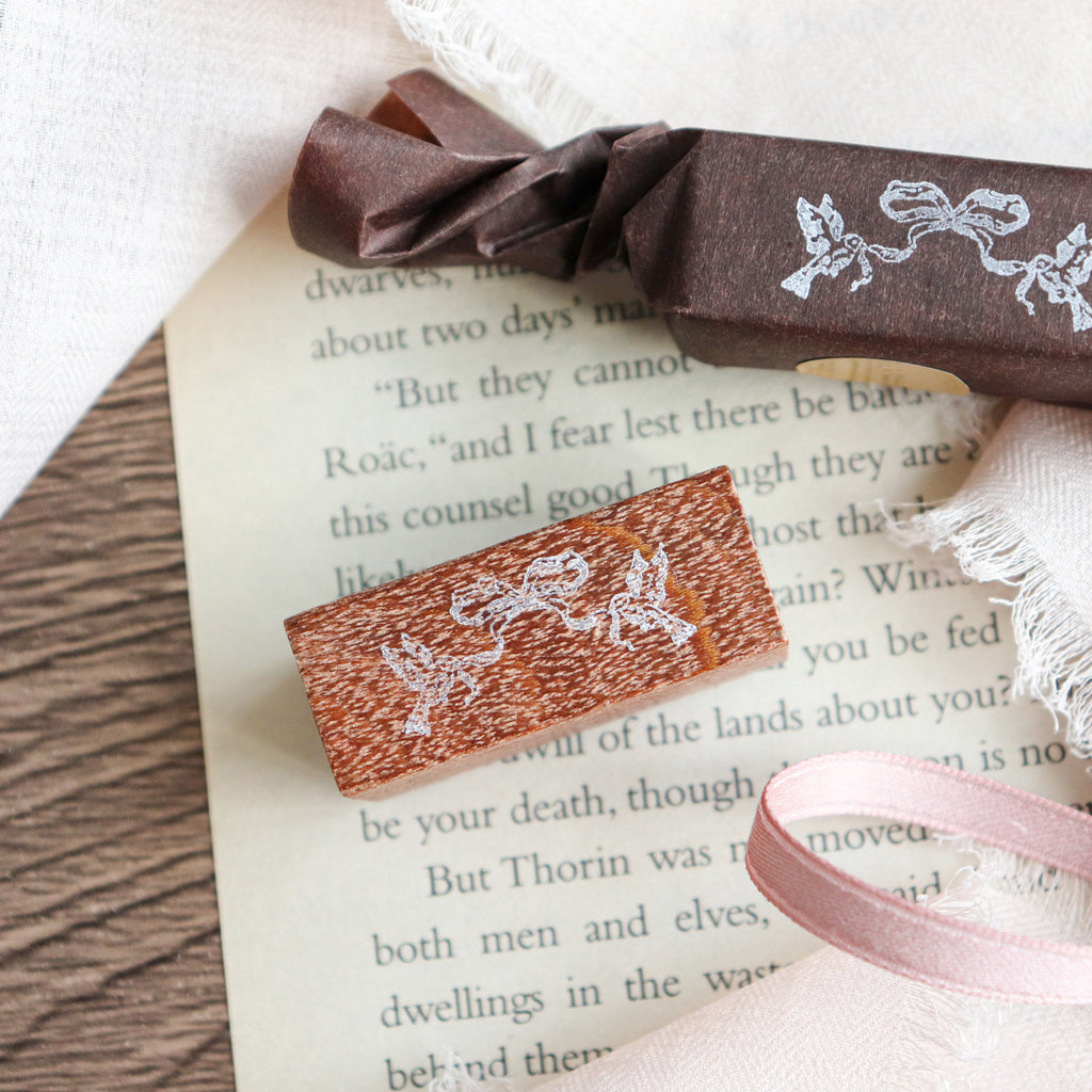 Jieyanow Atelier- Wood Rubber Stamp- Bird with Ribbon