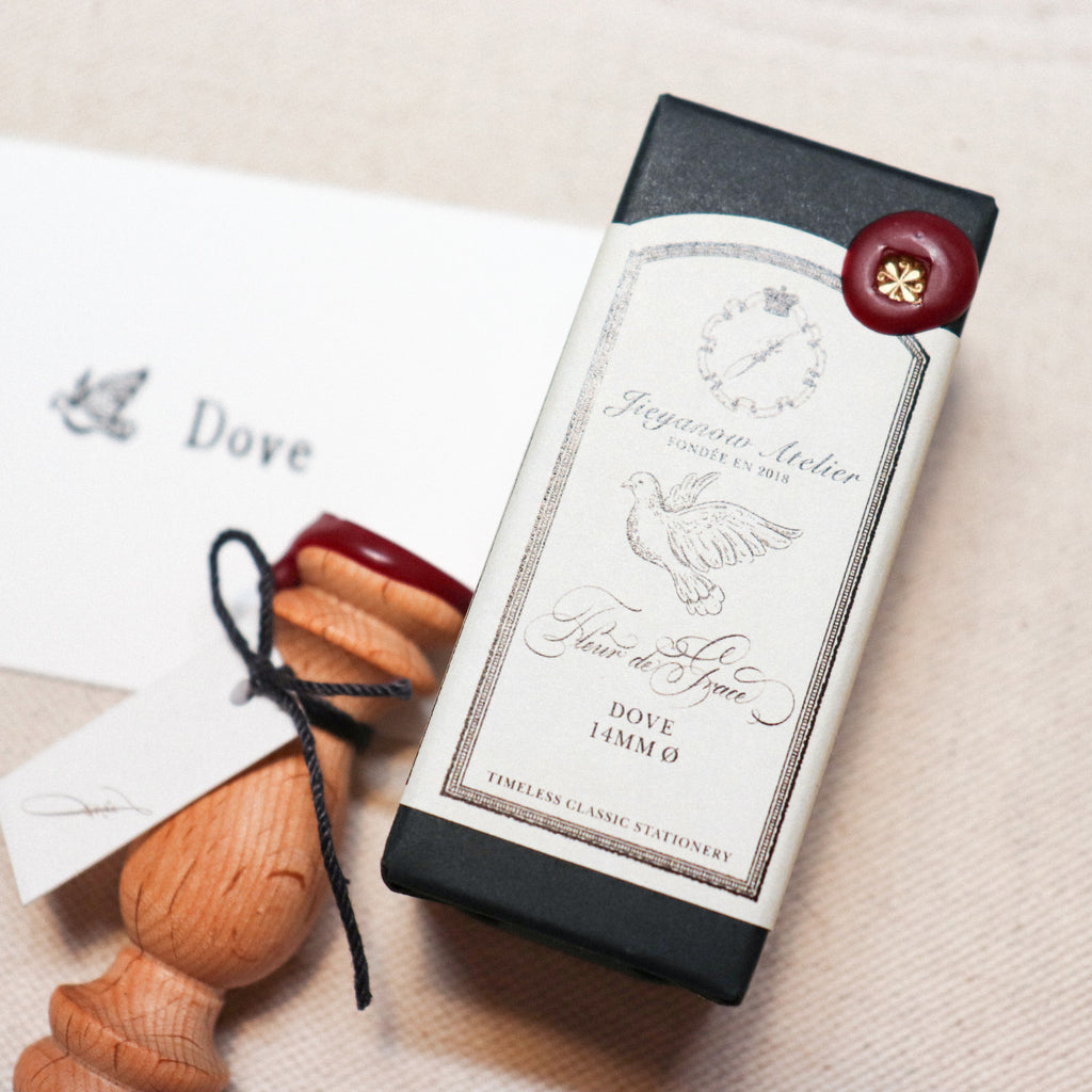 Jieyanow Atelier- Fleur De Grace Rubber Stamp