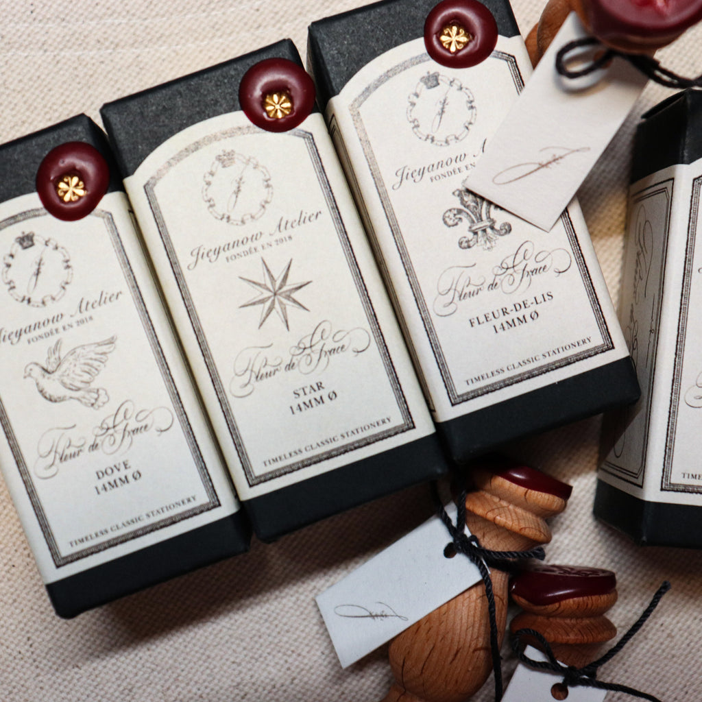 Jieyanow Atelier- Fleur De Grace Rubber Stamp