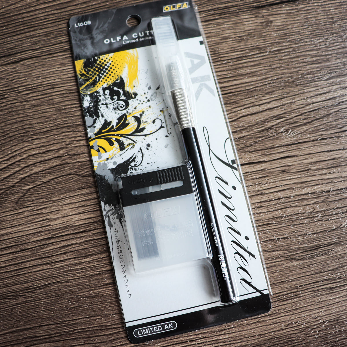 OLFA Limited AK Art Knife LTD-09