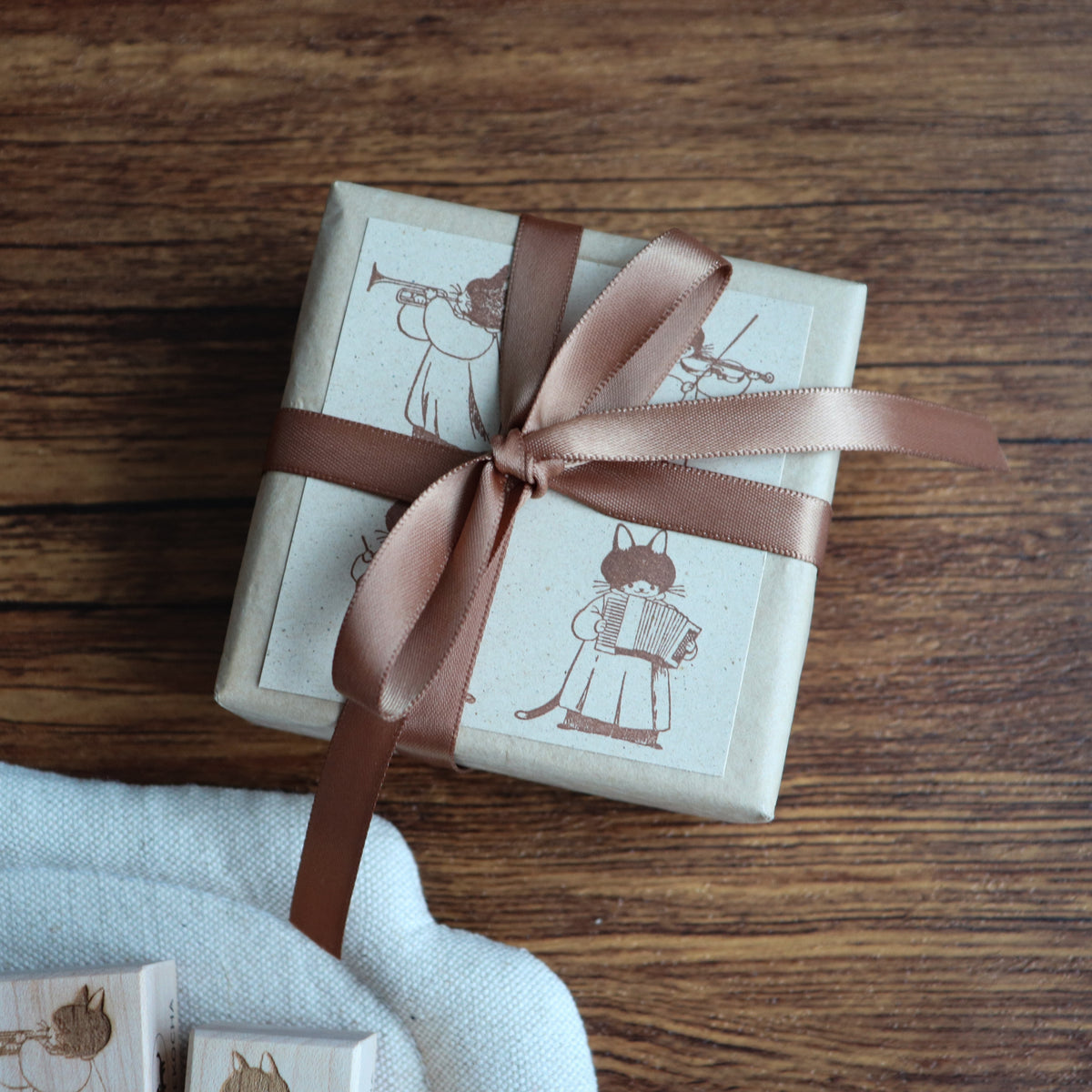 【NECOCHA】Wood Rubber Stamps- The Plush Purr-chestra