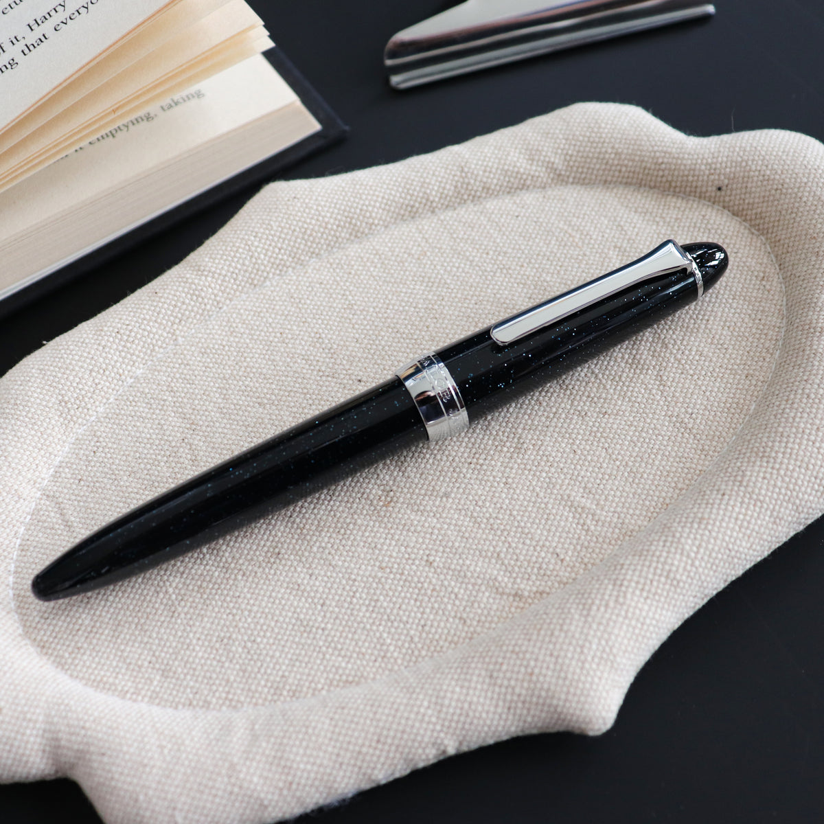 SAILOR Shikiori Fountain Pen Hisakata Thin Type- Hoshikuzu (Fine)