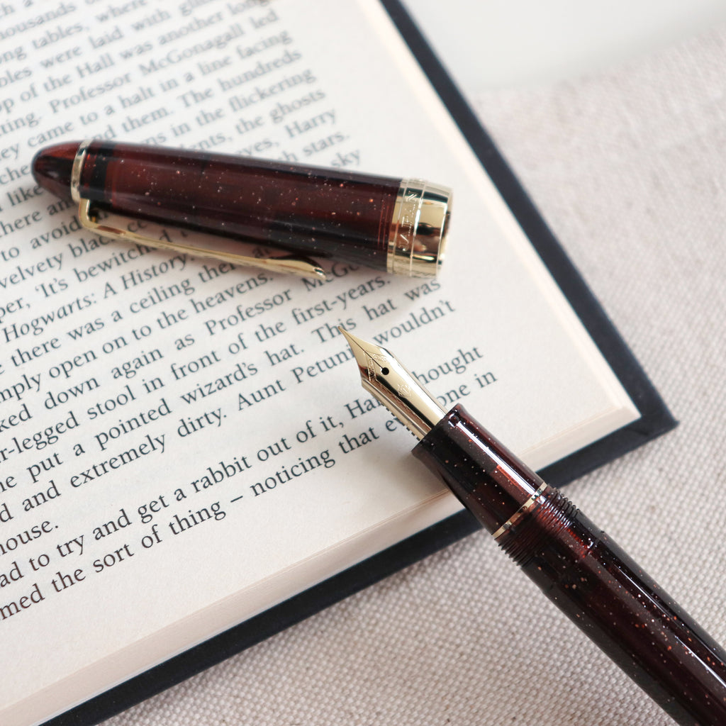 SAILOR Shikiori Fountain Pen Hisakata Thin Type- Rubber (Fine)