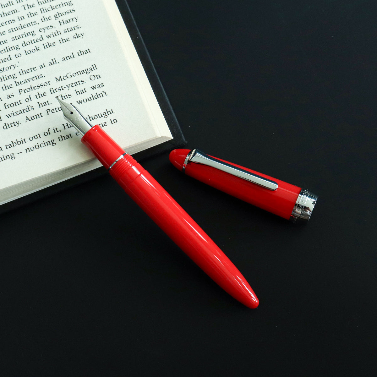 SAILOR Shikiori Fountain Pen Hisakata Thin Type- Akanezora (Fine)