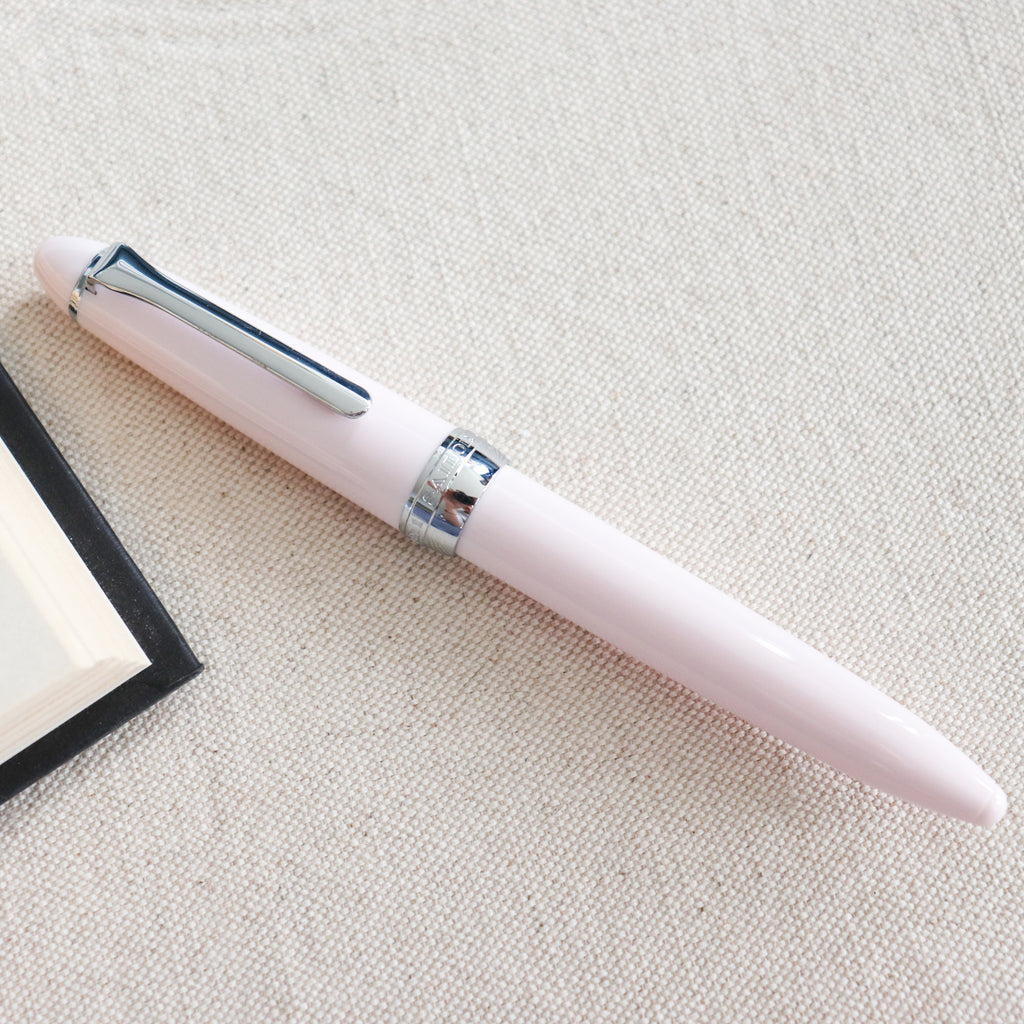 SAILOR Shikiori Fountain Pen Hisakata Thin Type- Sakura (Fine)
