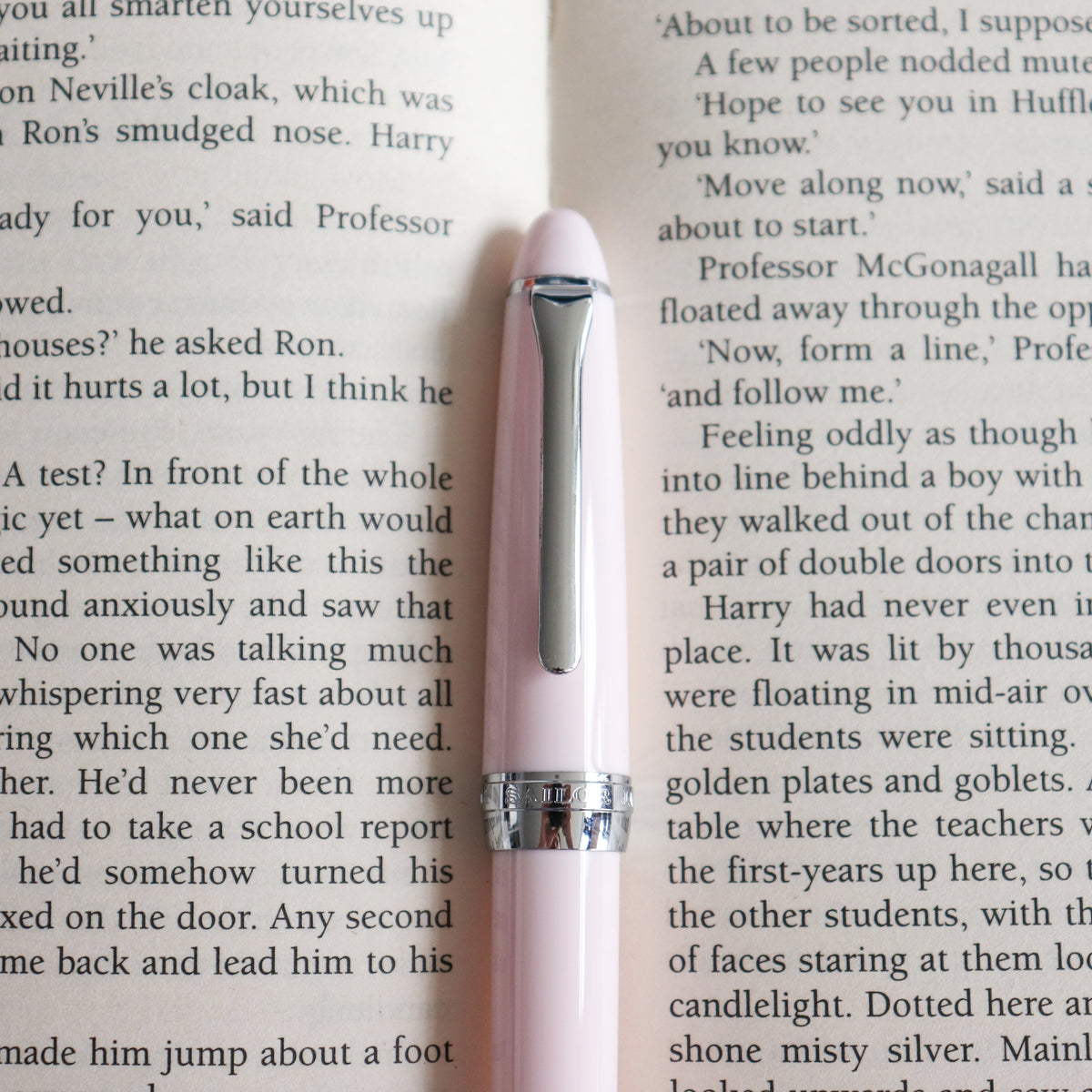 SAILOR Shikiori Fountain Pen Hisakata Thin Type- Sakura (Fine)