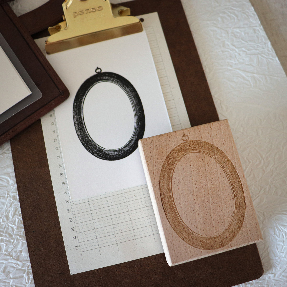 [Bunny Craft House] Wood Stamp - Detailed Oval Mirror