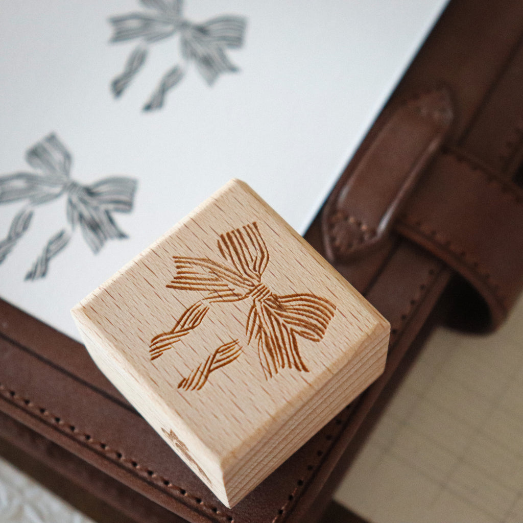 [Bunny Craft House] Wood Stamp - Fluid Line Bow