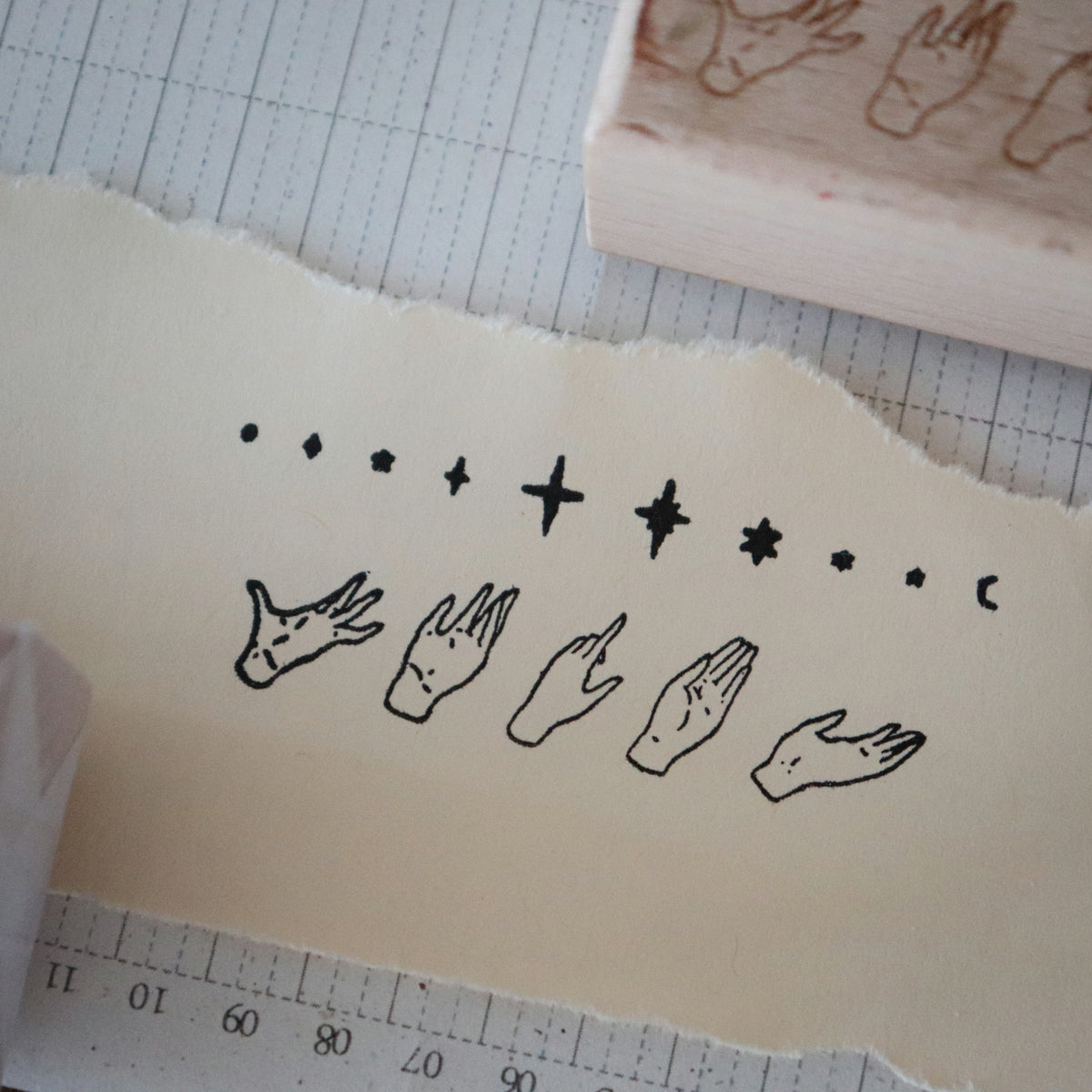 [Bunny Craft House] Wood Stamp - Hand & Stars